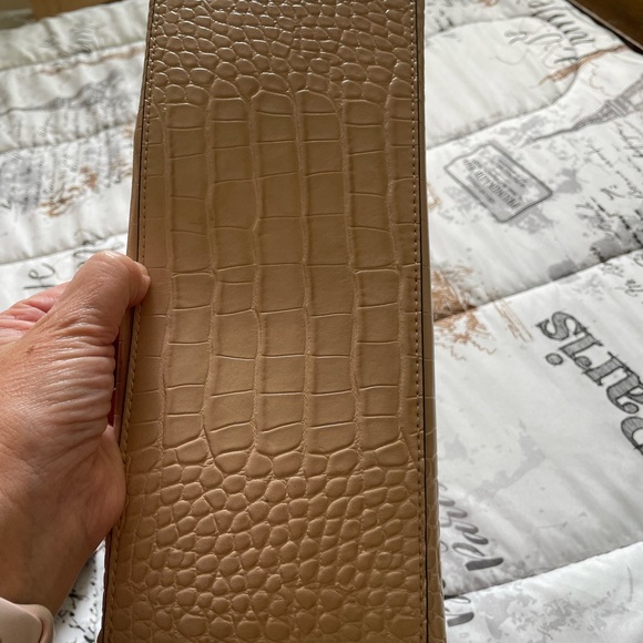 Nice med sized bag - Picture 1 of 5